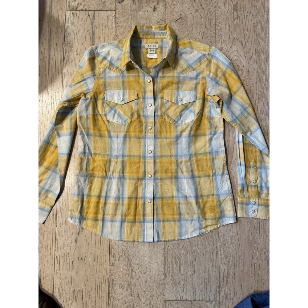 Ariat Women’s Daisy Snap Shirt Medium